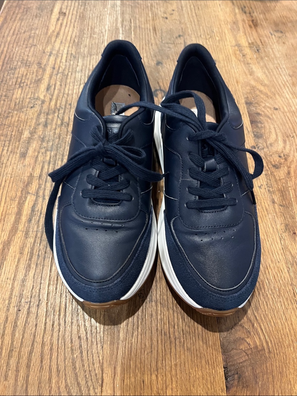 Fit flop leather womens sneakers size 8